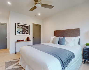 1824 Stearns Drive - Photo Thumbnail 19