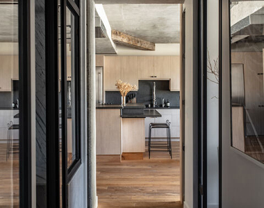 818 N Doheny Drive - Photo Thumbnail 10