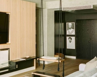 818 N Doheny Drive - Photo Thumbnail 14