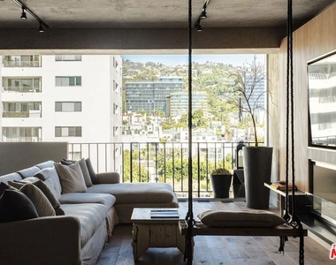 818 N Doheny Drive - Photo Thumbnail 5