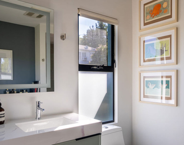 2811 Waverly Drive - Photo Thumbnail 18