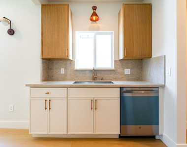 4637 W 18th Street - Photo Thumbnail 7