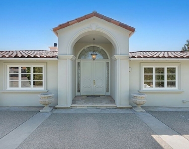 16910 W Sunset Boulevard - Photo Thumbnail 23
