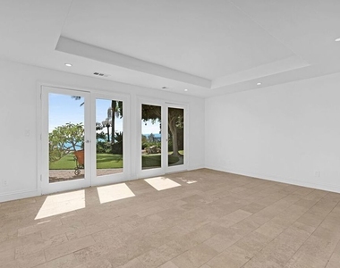 16910 W Sunset Boulevard - Photo Thumbnail 14