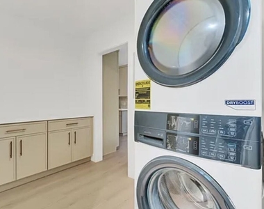 6446 W 6th Street - Photo Thumbnail 16