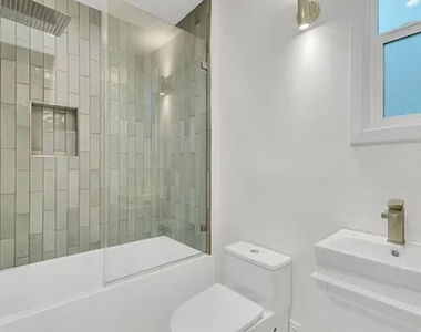 6446 W 6th Street - Photo Thumbnail 20