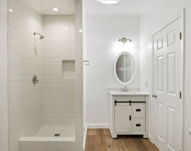 1440 Veteran Avenue - Photo Thumbnail 65