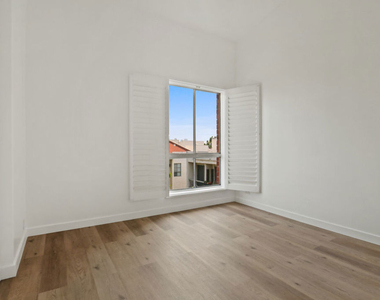 1440 Veteran Avenue - Photo Thumbnail 61