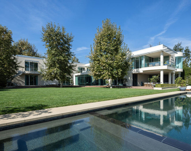652 Chautauqua Boulevard - Photo Thumbnail 2