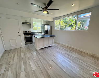 1247 11th Street - Photo Thumbnail 7