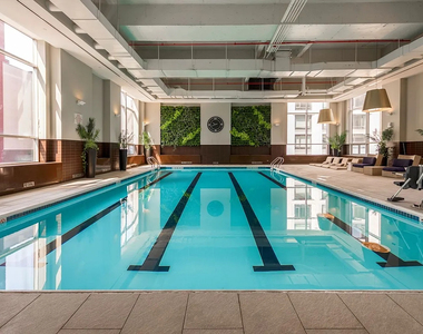 560 West 43rd Street - Photo Thumbnail 3