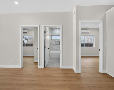 153 W 51st Street - Photo Thumbnail 3