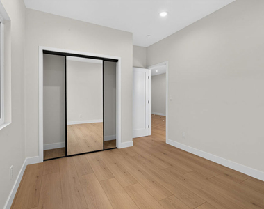 153 W 51st Street - Photo Thumbnail 9