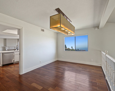 6622 Ocean Crest Drive - Photo Thumbnail 7