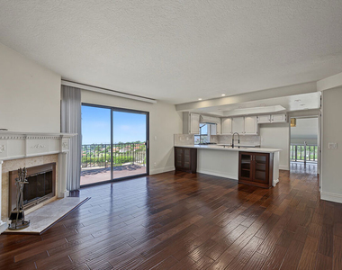6622 Ocean Crest Drive - Photo Thumbnail 12