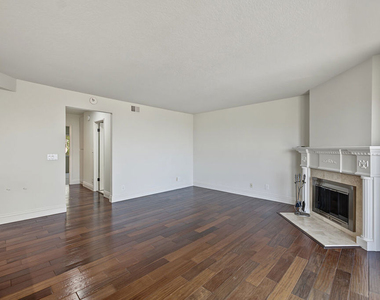 6622 Ocean Crest Drive - Photo Thumbnail 13