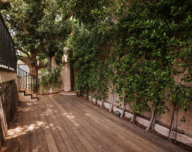 144 Mabery Road - Photo Thumbnail 32