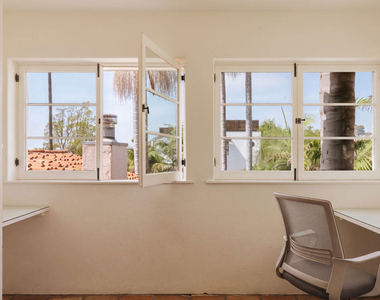 144 Mabery Road - Photo Thumbnail 15