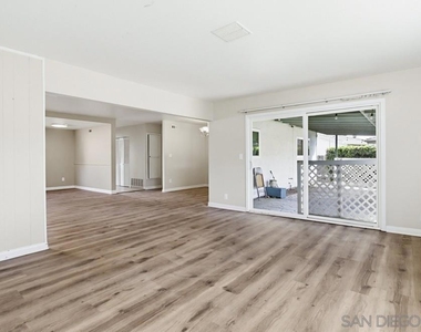 6390 Belle Glade Ave - Photo Thumbnail 12