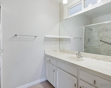 6390 Belle Glade Ave - Photo Thumbnail 27