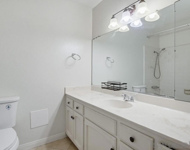 6390 Belle Glade Ave - Photo Thumbnail 21