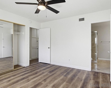 6390 Belle Glade Ave - Photo Thumbnail 23