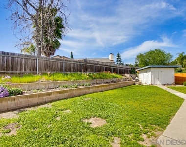 6390 Belle Glade Ave - Photo Thumbnail 31