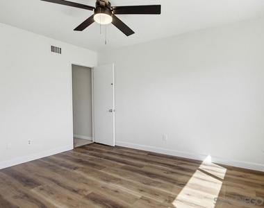 6390 Belle Glade Ave - Photo Thumbnail 24