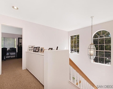 12318 Creekview Drive - Photo Thumbnail 11