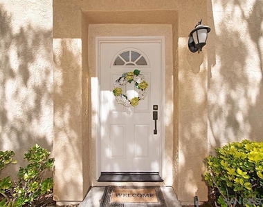 12318 Creekview Drive - Photo Thumbnail 2