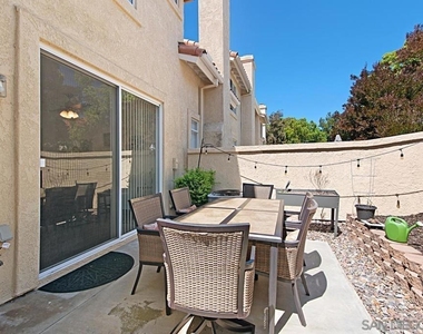 12318 Creekview Drive - Photo Thumbnail 6