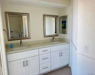 2108 Sea Village Circle - Photo Thumbnail 16