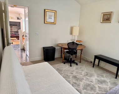 2108 Sea Village Circle - Photo Thumbnail 8