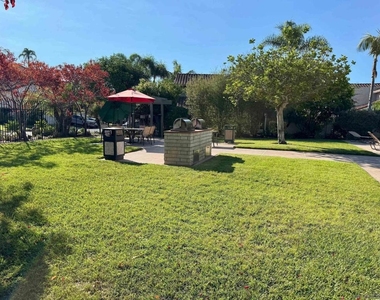 2108 Sea Village Circle - Photo Thumbnail 31