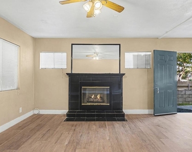 4397 Swift Ave - Photo Thumbnail 5