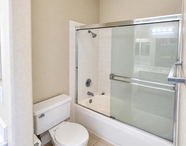 3614 Bernwood Pl - Photo Thumbnail 13