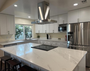 130 Rosemary Place - Photo Thumbnail 1