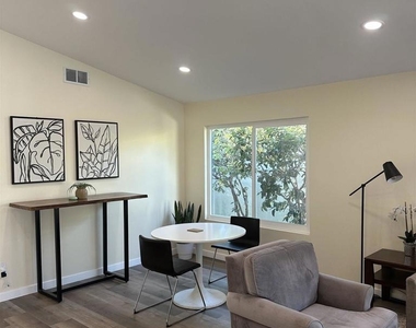 130 Rosemary Place - Photo Thumbnail 12