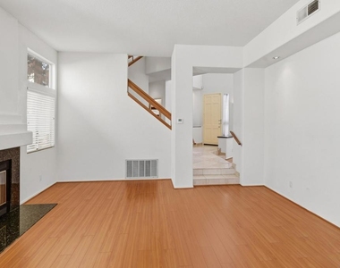 17964 Pueblo Vista Ln - Photo Thumbnail 13