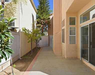 17964 Pueblo Vista Ln - Photo Thumbnail 35