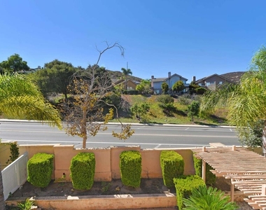 17964 Pueblo Vista Ln - Photo Thumbnail 34