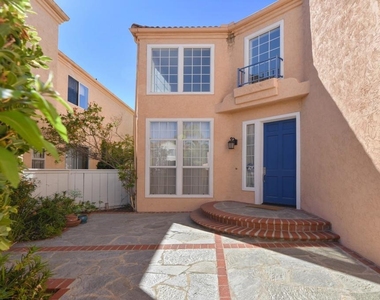 17964 Pueblo Vista Ln - Photo Thumbnail 3