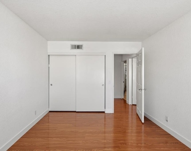 17964 Pueblo Vista Ln - Photo Thumbnail 31