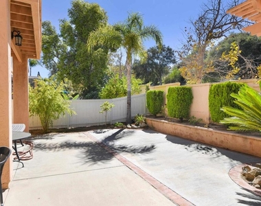 17964 Pueblo Vista Ln - Photo Thumbnail 36