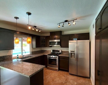 1160 Walpen - Photo Thumbnail 14