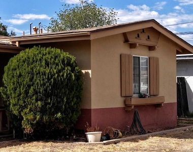 565 Taylor St - Photo Thumbnail 1