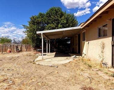565 Taylor St - Photo Thumbnail 11
