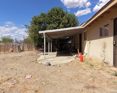 565 Taylor St - Photo Thumbnail 16