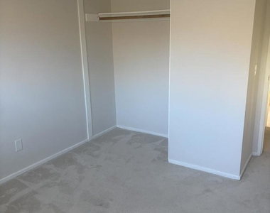1418 Ramona Drive - Photo Thumbnail 8