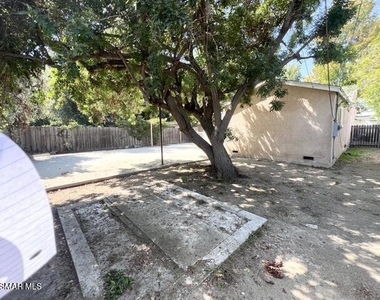 5930 Hesperia Avenue - Photo Thumbnail 22